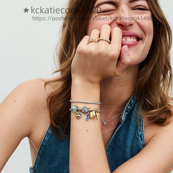 Pandora Disney Cinderella's Glass Slipper Dangle Charm - Picture 6 of 6